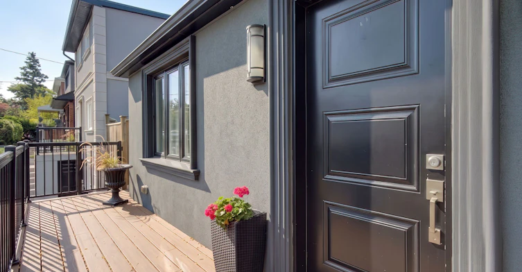 27 Bexhill Upper Avenue, Toronto, ON, M1L 3B5 - 2