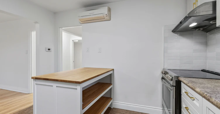 27 Bexhill Upper Avenue, Toronto, ON, M1L 3B5 - 11
