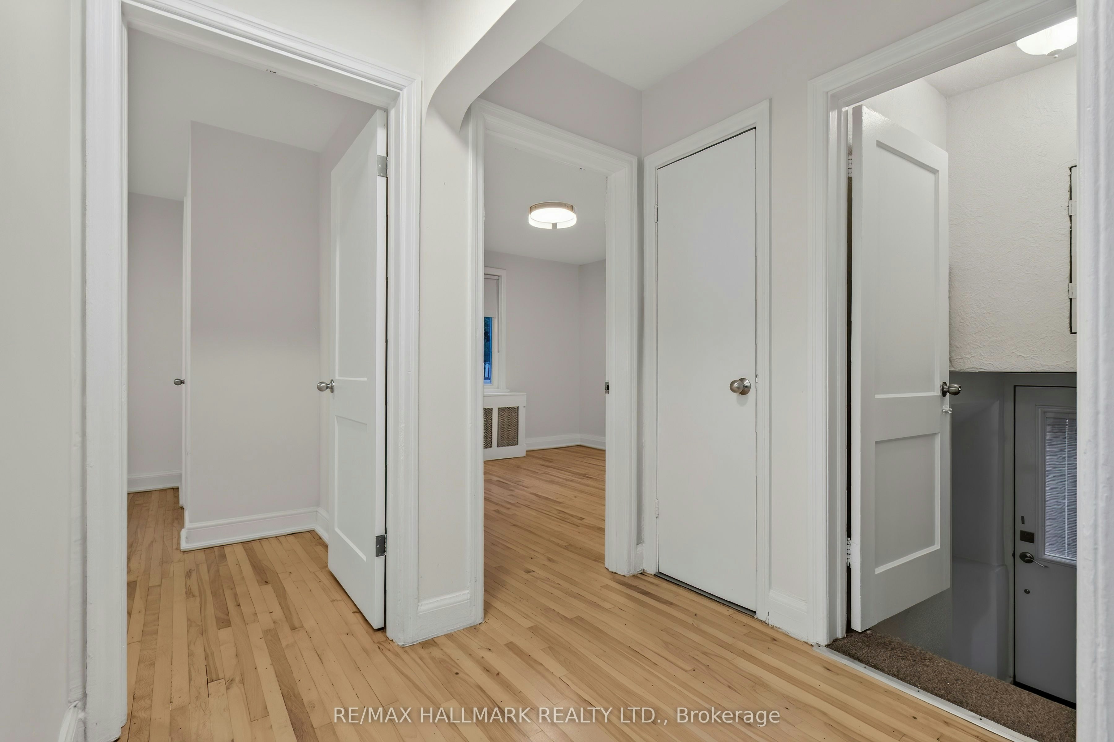 27 Bexhill Upper Avenue, Toronto, ON, M1L 3B5 - 14