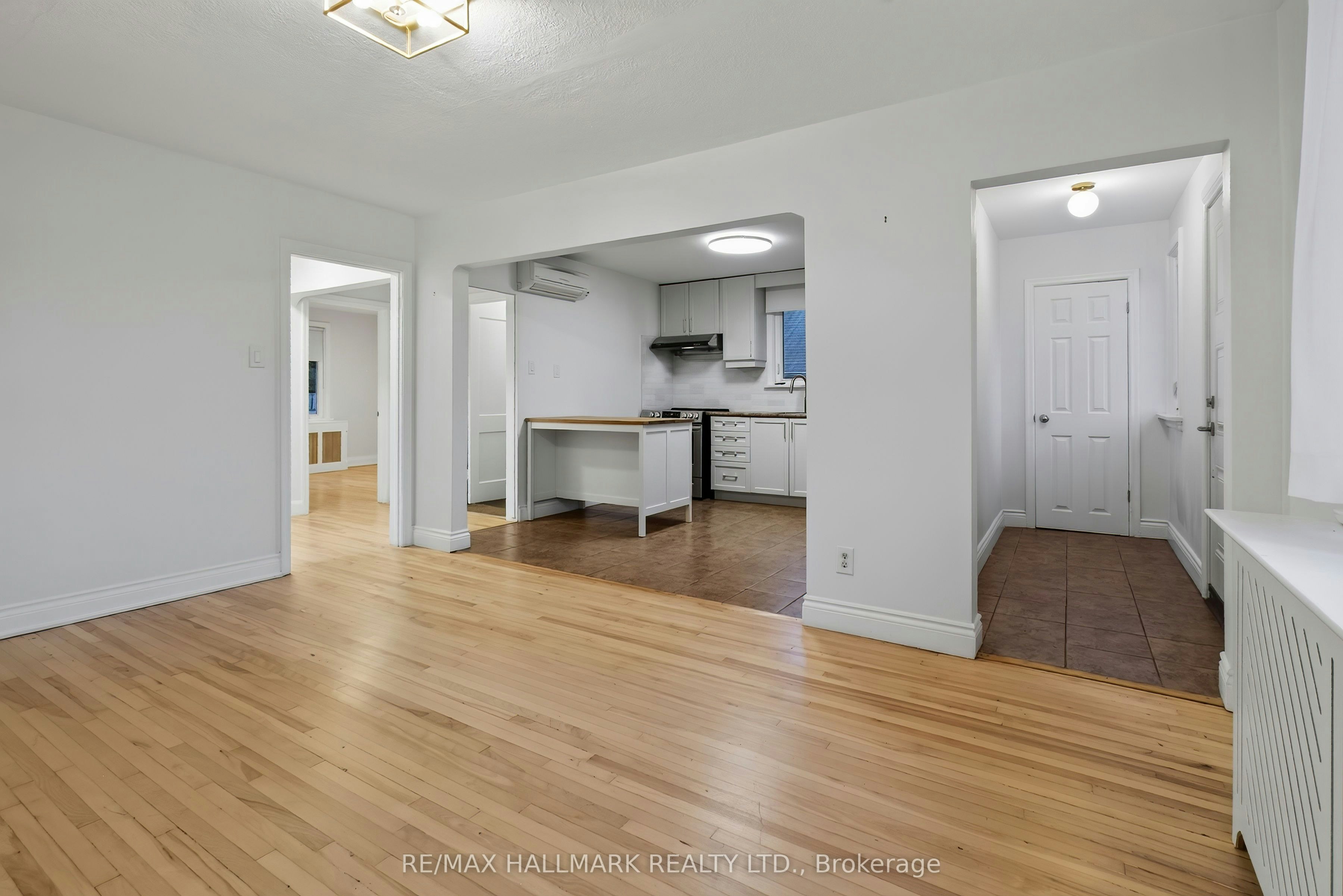 27 Bexhill Upper Avenue, Toronto, ON, M1L 3B5 - 5