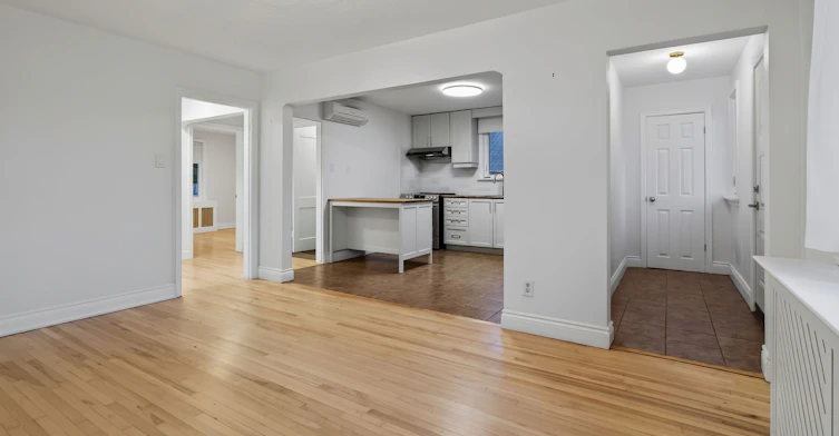 27 Bexhill Upper Avenue, Toronto, ON, M1L 3B5 - 5