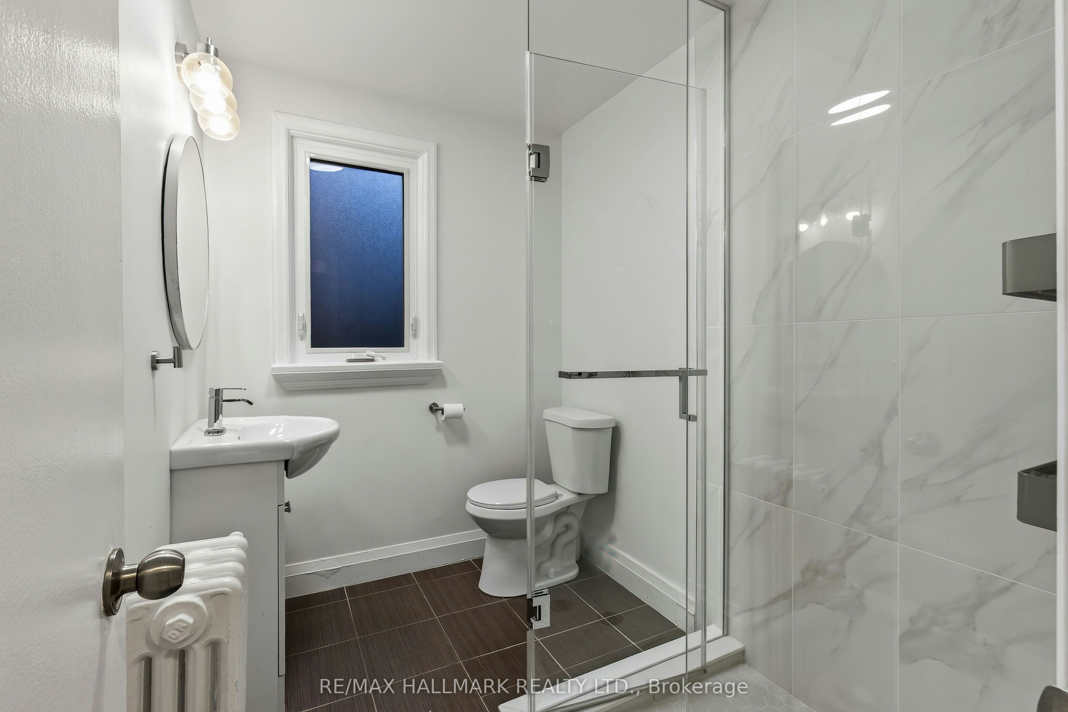27 Bexhill Upper Avenue, Toronto, ON, M1L 3B5 - 12