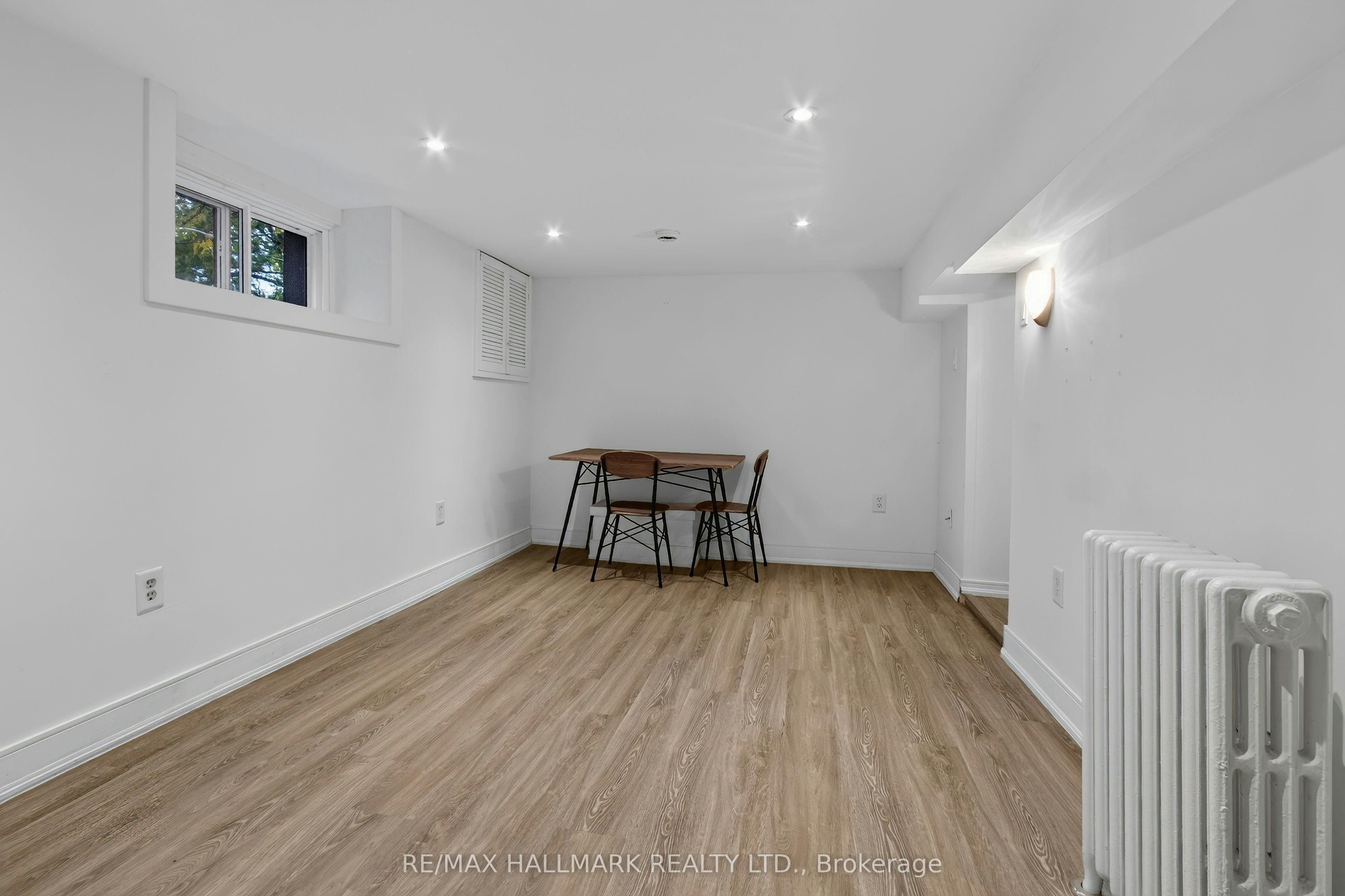 27 Bexhill Lower Avenue, Toronto, ON, M1L 3B5 - 8