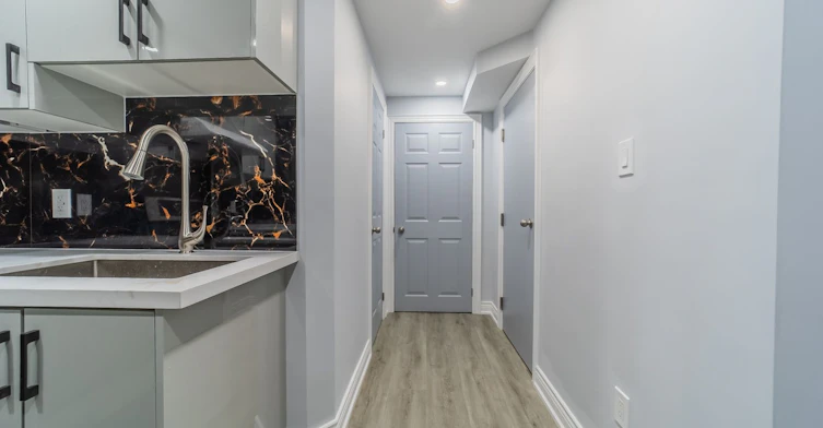 59 Jolly Way, Toronto, ON, M1P 0E2 - 9