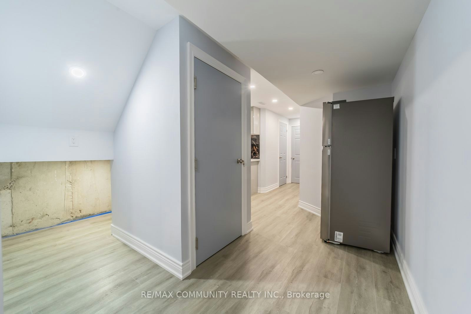 59 Jolly Way, Toronto, ON, M1P 0E2 - 6