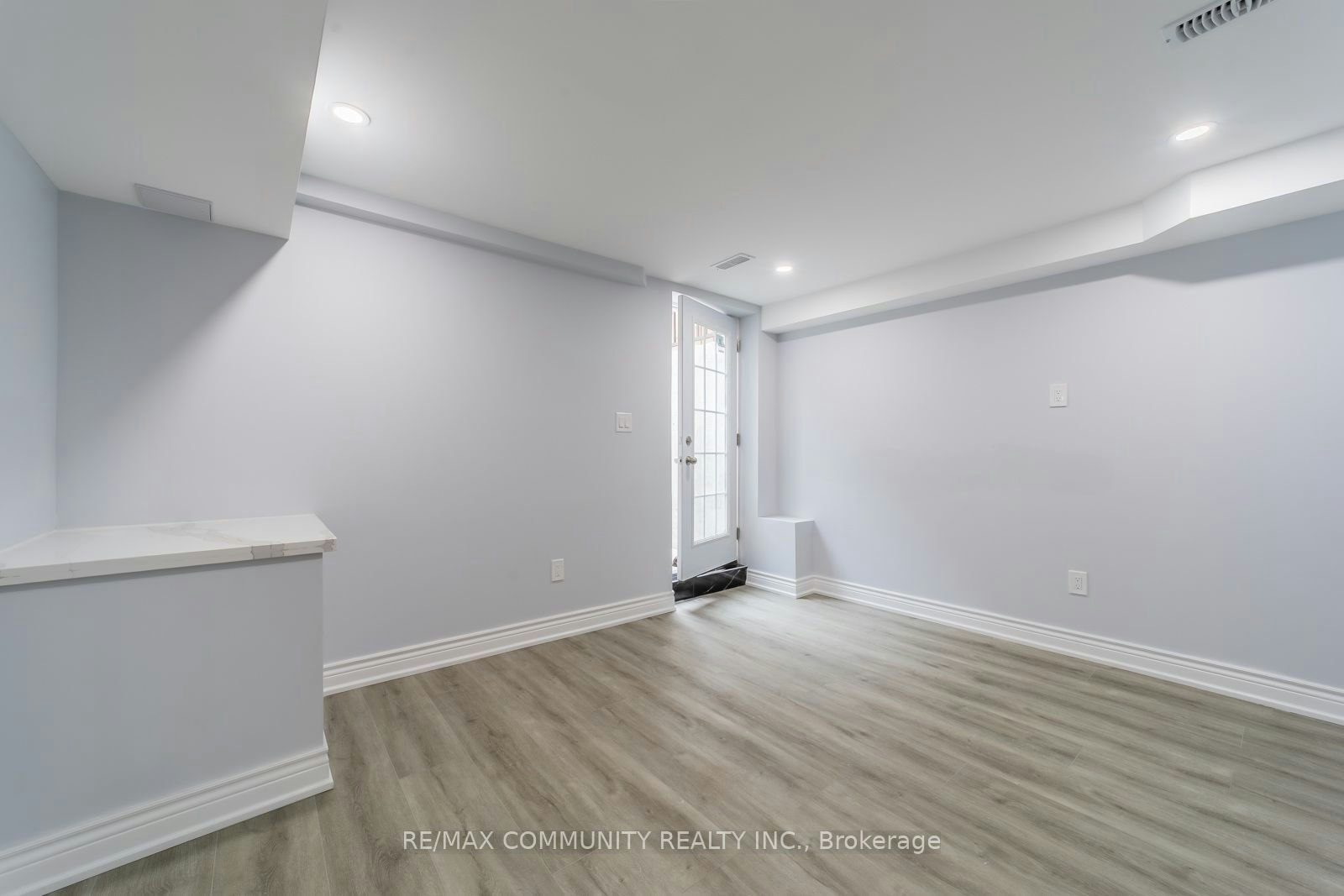 59 Jolly Way, Toronto, ON, M1P 0E2 - 5
