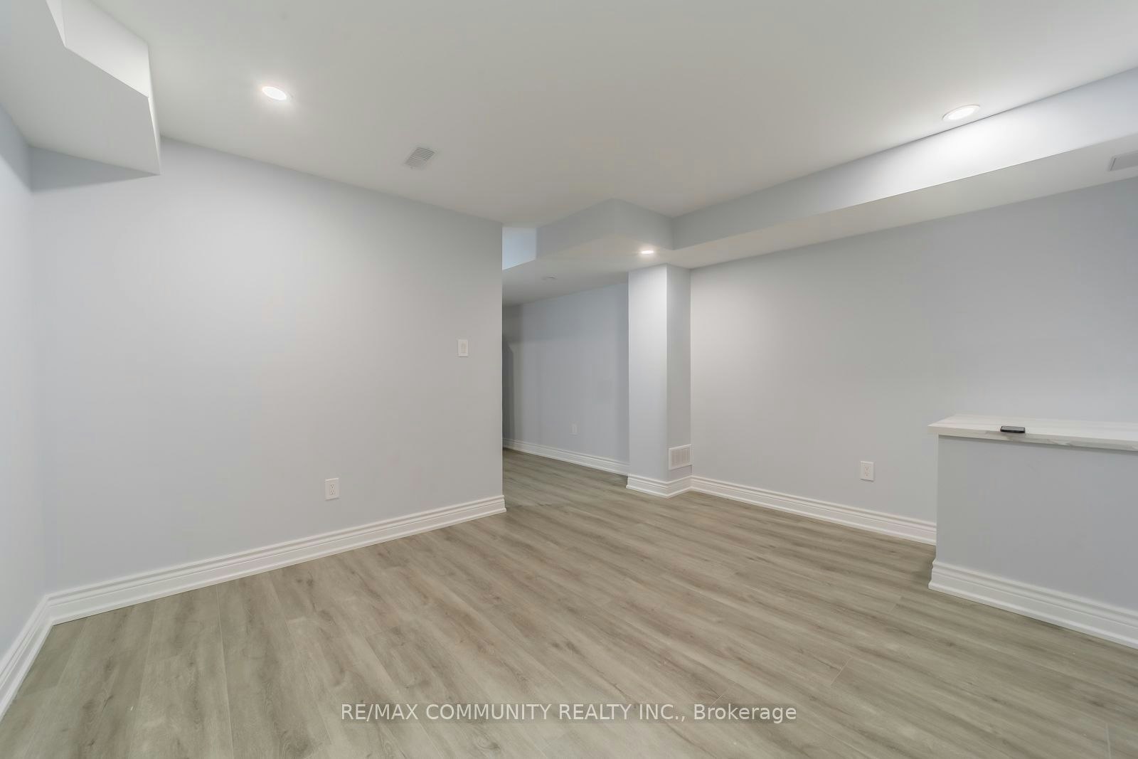 59 Jolly Way, Toronto, ON, M1P 0E2 - 4