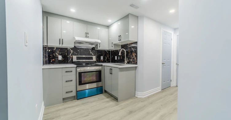 59 Jolly Way, Toronto, ON, M1P 0E2 - 7