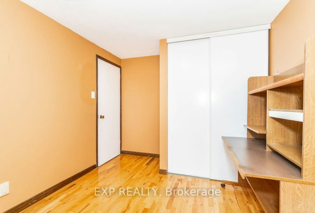Main / Upper-64 Burden Crescent, Ajax, ON, L1S 3T8 - 36