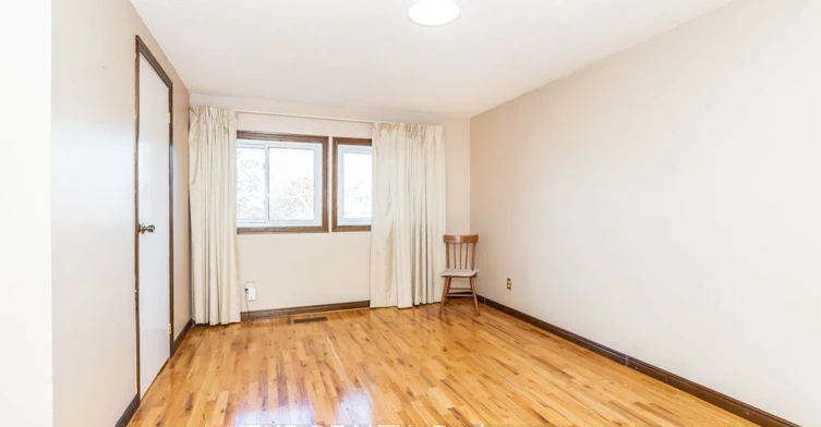Main / Upper-64 Burden Crescent, Ajax, ON, L1S 3T8 - 30