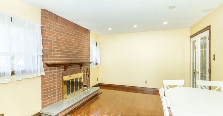 Main / Upper-64 Burden Crescent, Ajax, ON, L1S 3T8 - 11