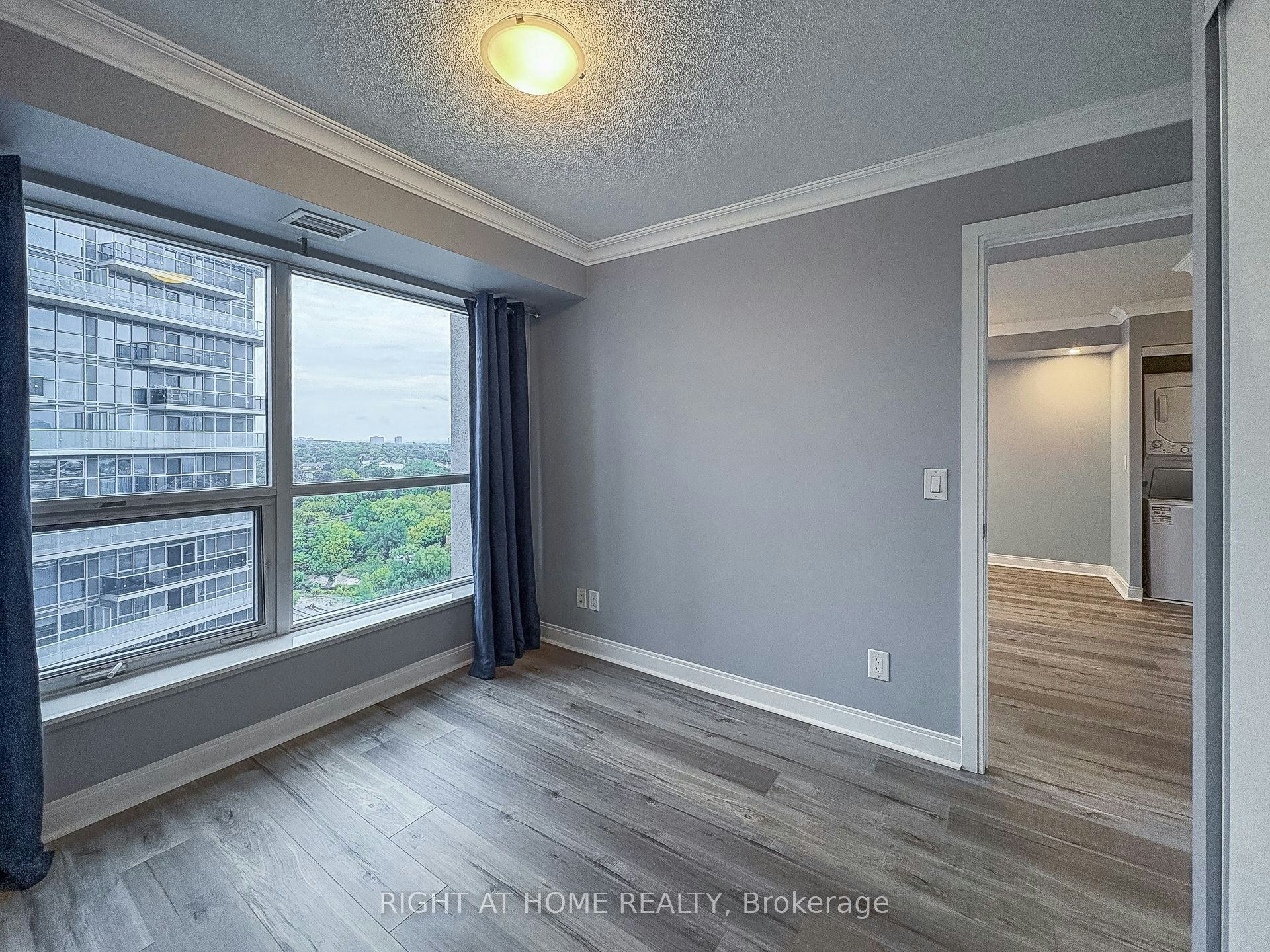 1419-181 Village Green Square, Toronto, ON, M1S 0K6 - 12
