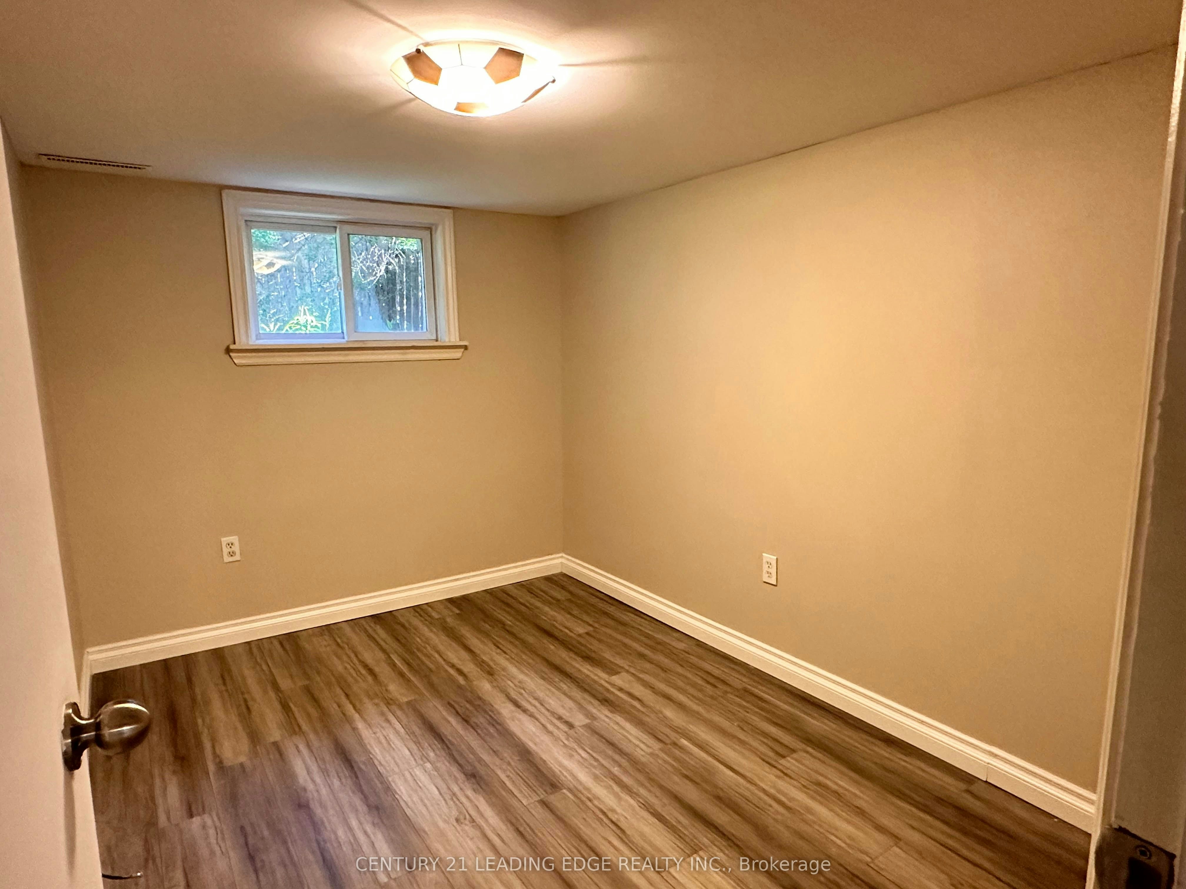BSMT-92 Thickson Road N, Whitby, ON, L1N 3R1 - 8