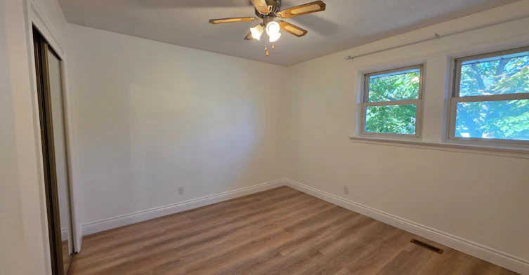 Main-749 King Street W, Oshawa, ON, L1J 2L2 - 8