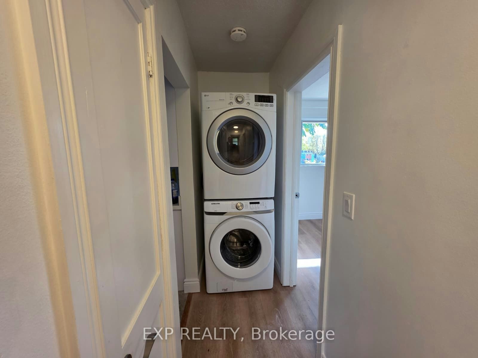 Main-749 King Street W, Oshawa, ON, L1J 2L2 - 7