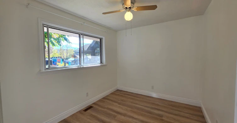 Main-749 King Street W, Oshawa, ON, L1J 2L2 - 9