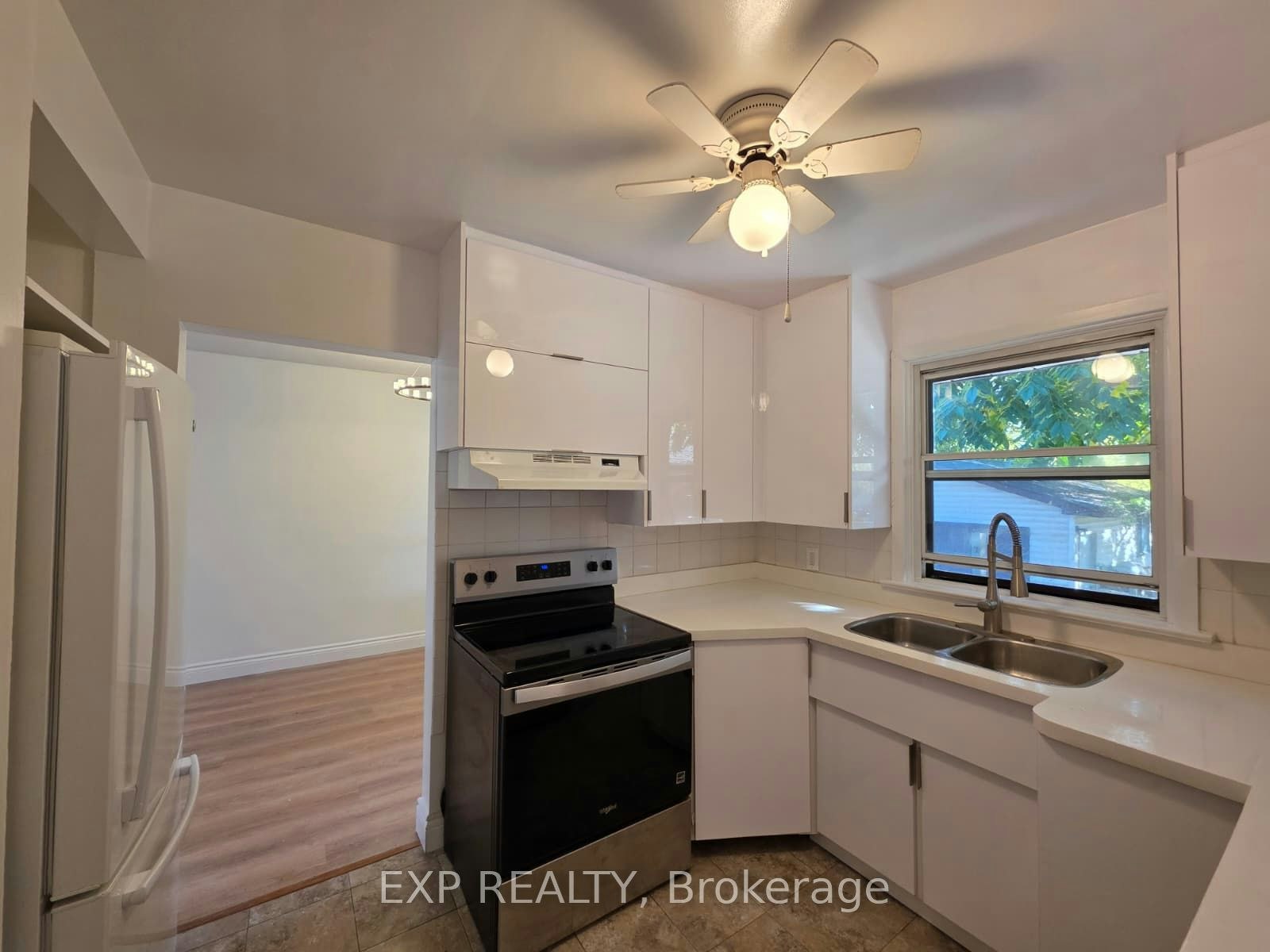 Main-749 King Street W, Oshawa, ON, L1J 2L2 - 6