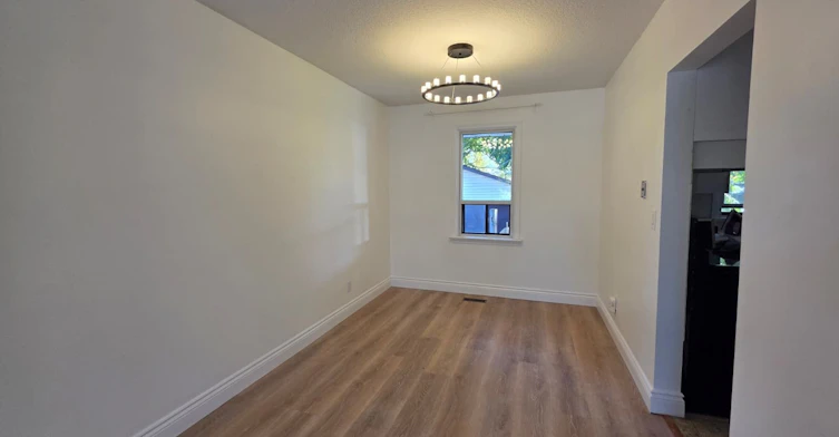 Main-749 King Street W, Oshawa, ON, L1J 2L2 - 4