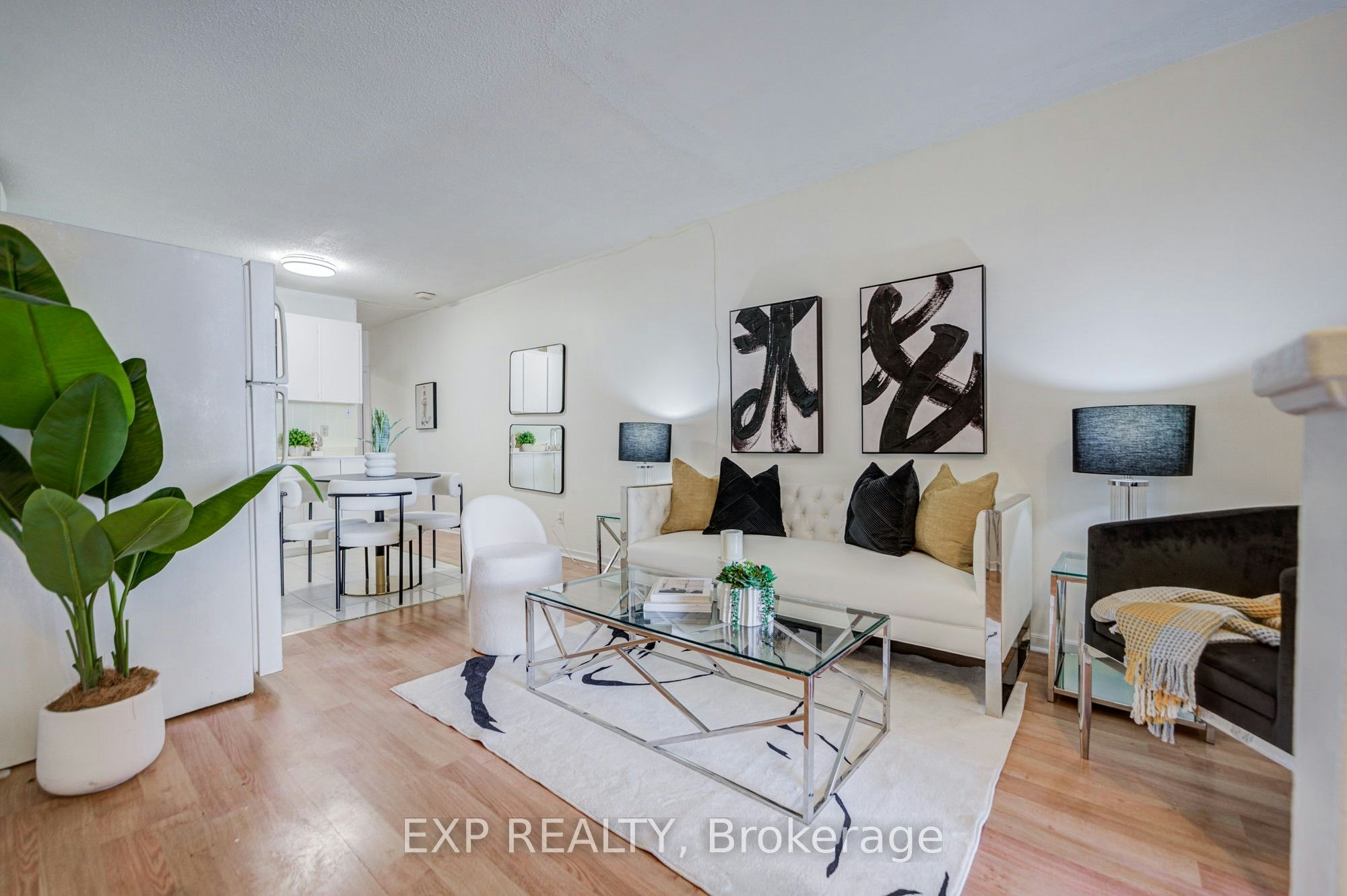 Upper-360 Broadview Avenue, Toronto, ON, M4M 2G9 - 9