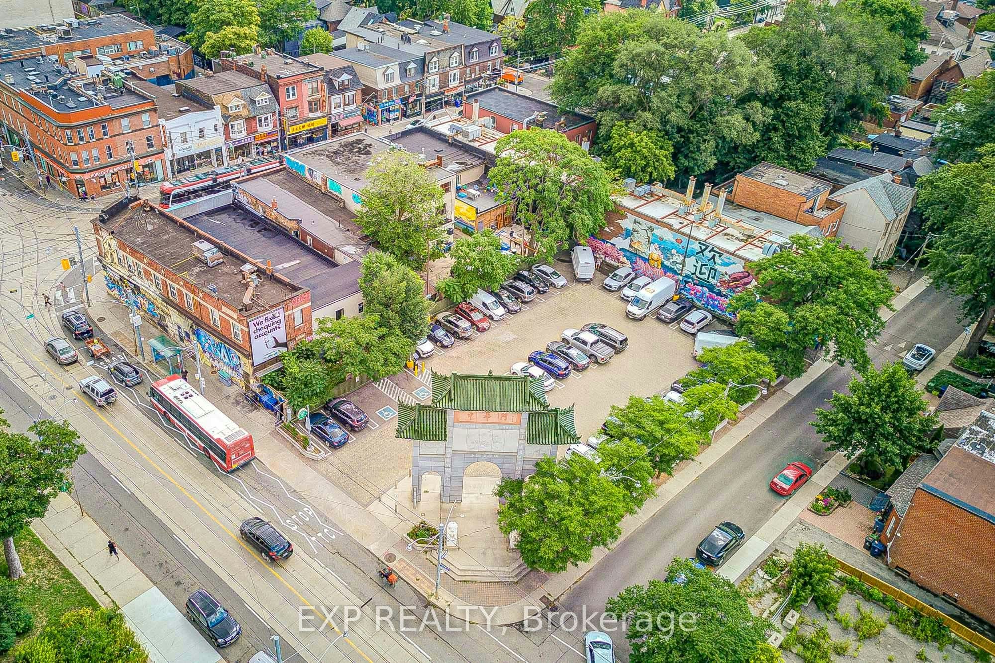 Upper-360 Broadview Avenue, Toronto, ON, M4M 2G9 - 8
