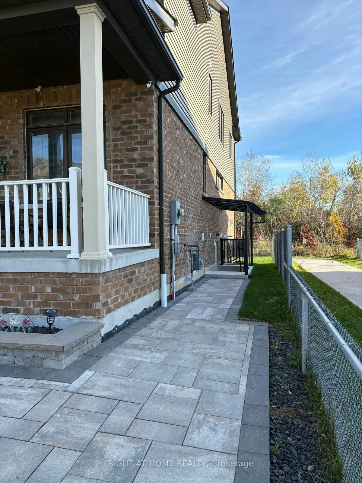 2453 New Providence Street, Oshawa, ON, L1L 0G2 - 2