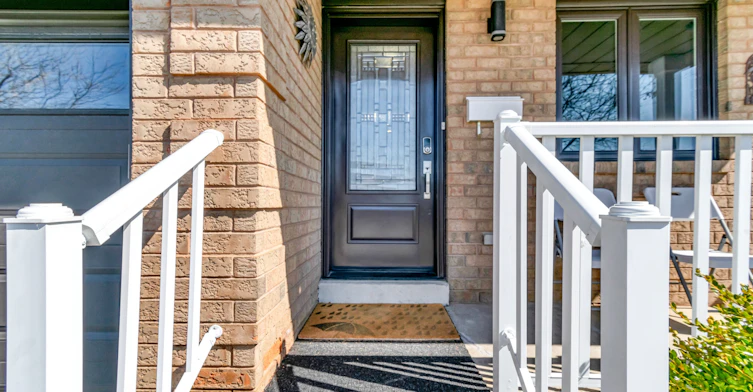 1376 Trowbridge Drive, Oshawa, ON, L1G 7R7 - 2