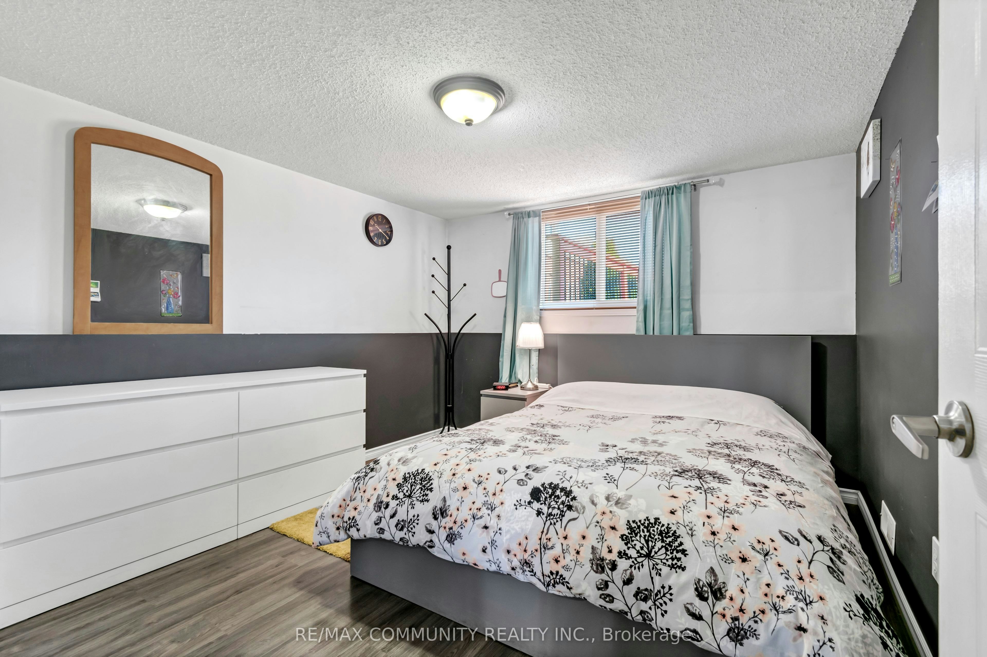 1376 Trowbridge Drive, Oshawa, ON, L1G 7R7 - 8