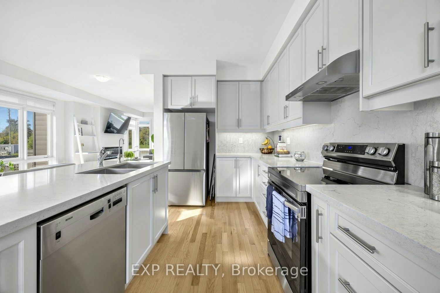 537 Danks Ridge Drive, Ajax, ON, L1S 0H3