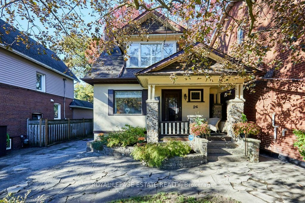 26 Bingham Avenue, Toronto, ON, M4E 3P9