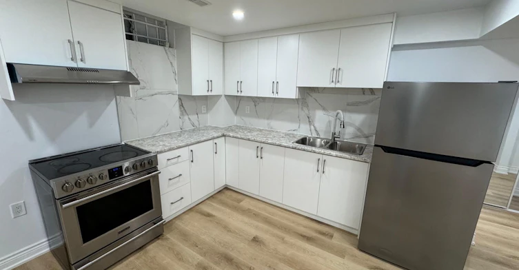 BSMT-155 Waller Street, Whitby, ON, L1R 2P7 - 14