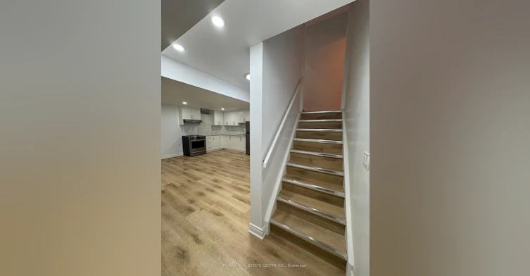 BSMT-155 Waller Street, Whitby, ON, L1R 2P7 - 2