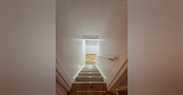 BSMT-155 Waller Street, Whitby, ON, L1R 2P7 - 25