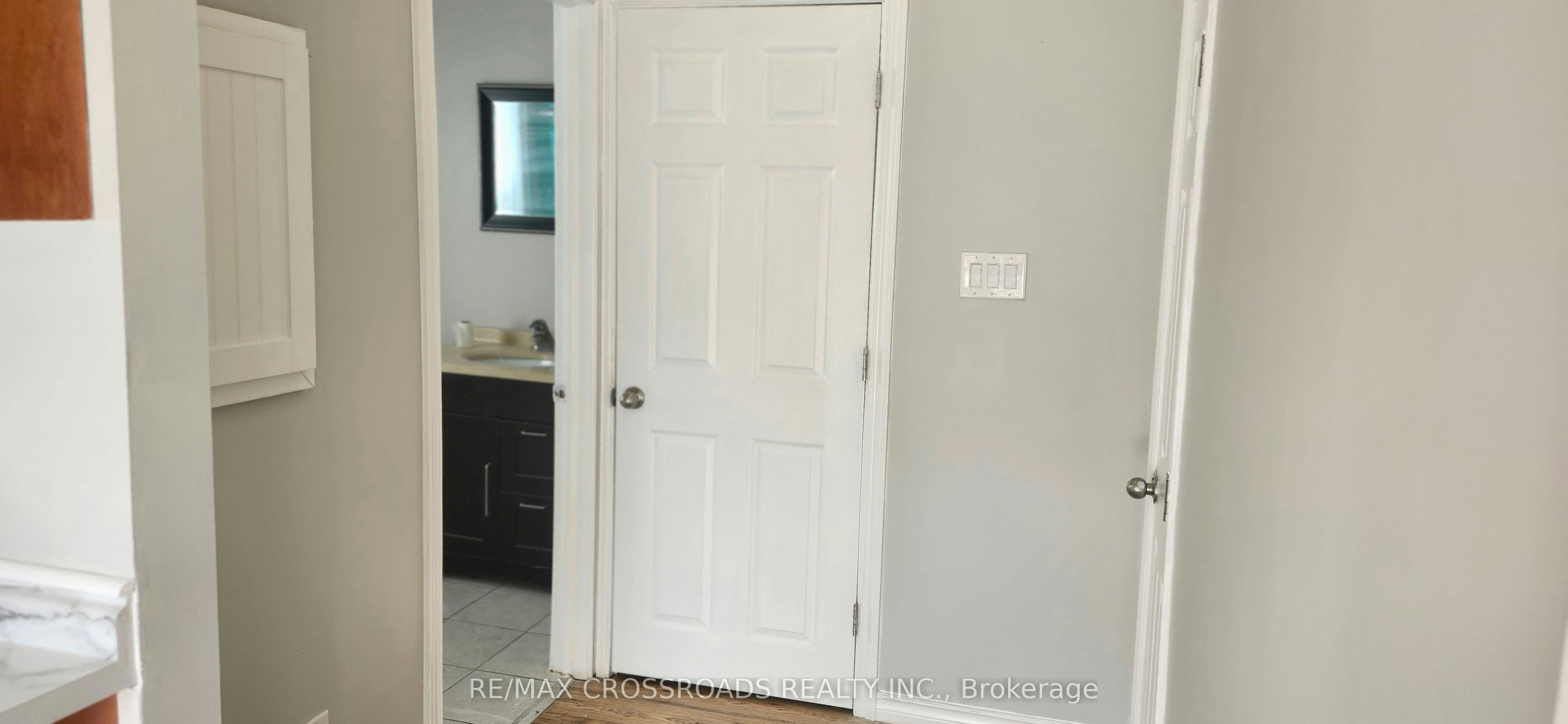 Front unit-Main floor-220 Mcnaughton Avenue, Oshawa, ON, L1H 3B6 - 6