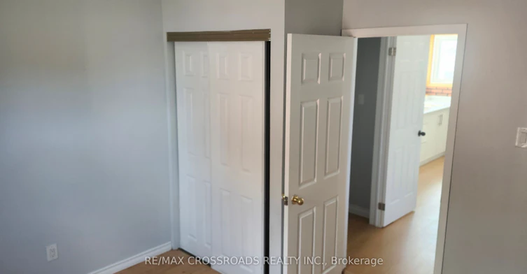 Rear unit-Main floor-220 Mcnaughton Avenue, Oshawa, ON, L1H 3B6 - 6