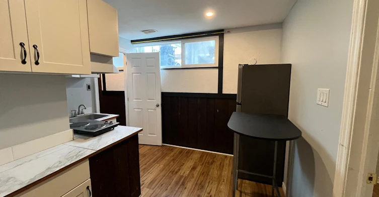 Basement unit-220 Mcnaughton Avenue, Oshawa, ON, L1H 3B6 - 4