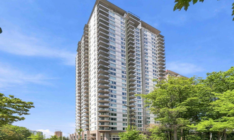 1006-190 Borough Drive