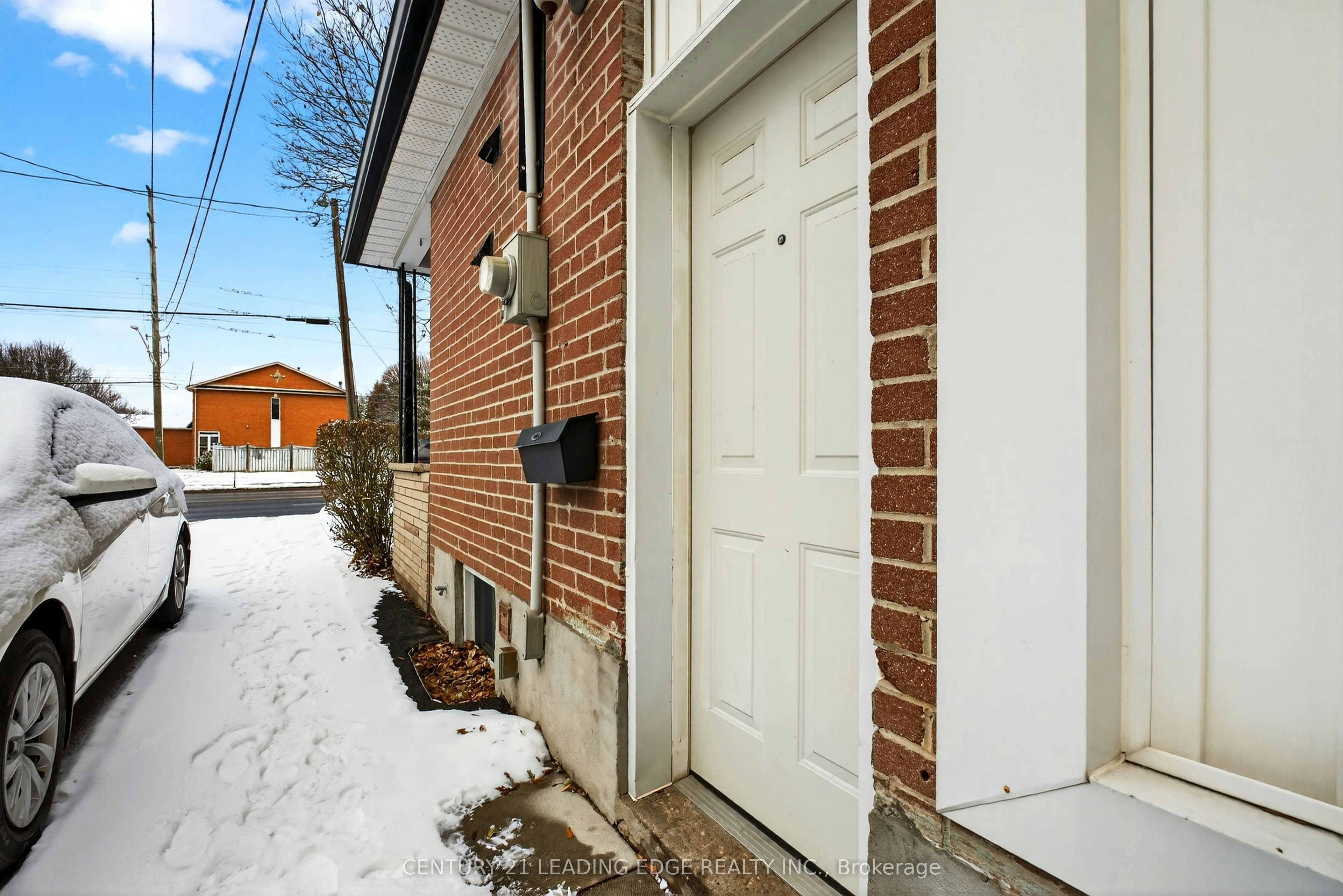 Basement-303 Rossland Road W, Whitby, ON, L1N 3H8 - 2