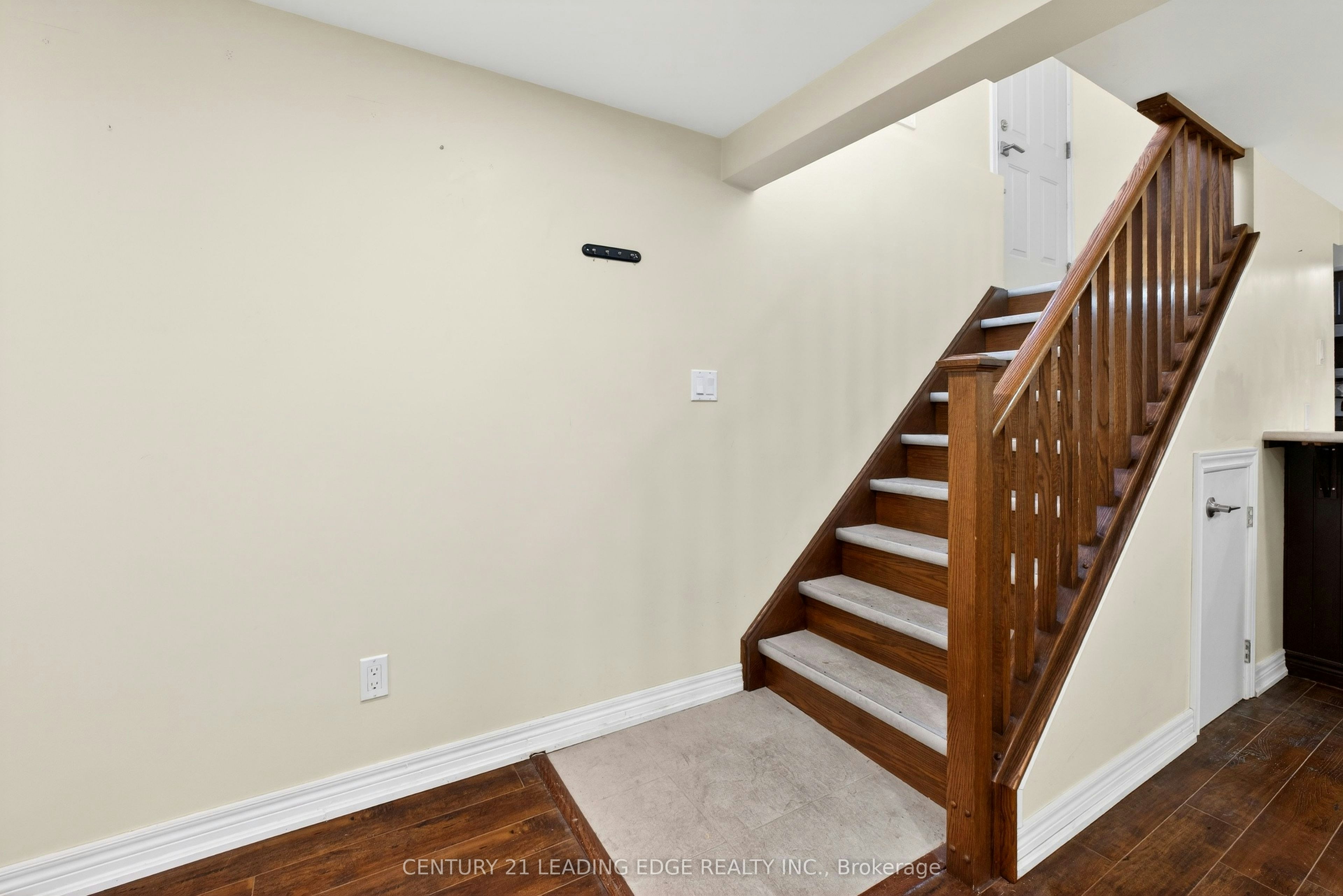 Basement-303 Rossland Road W, Whitby, ON, L1N 3H8 - 3