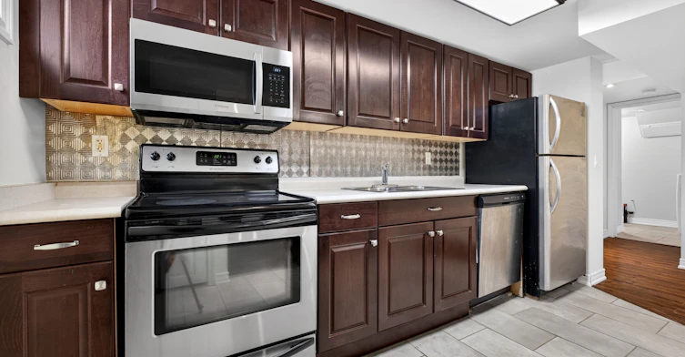 Basement-303 Rossland Road W, Whitby, ON, L1N 3H8 - 15