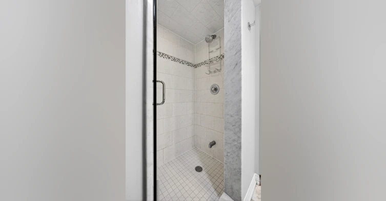 Basement-303 Rossland Road W, Whitby, ON, L1N 3H8 - 23
