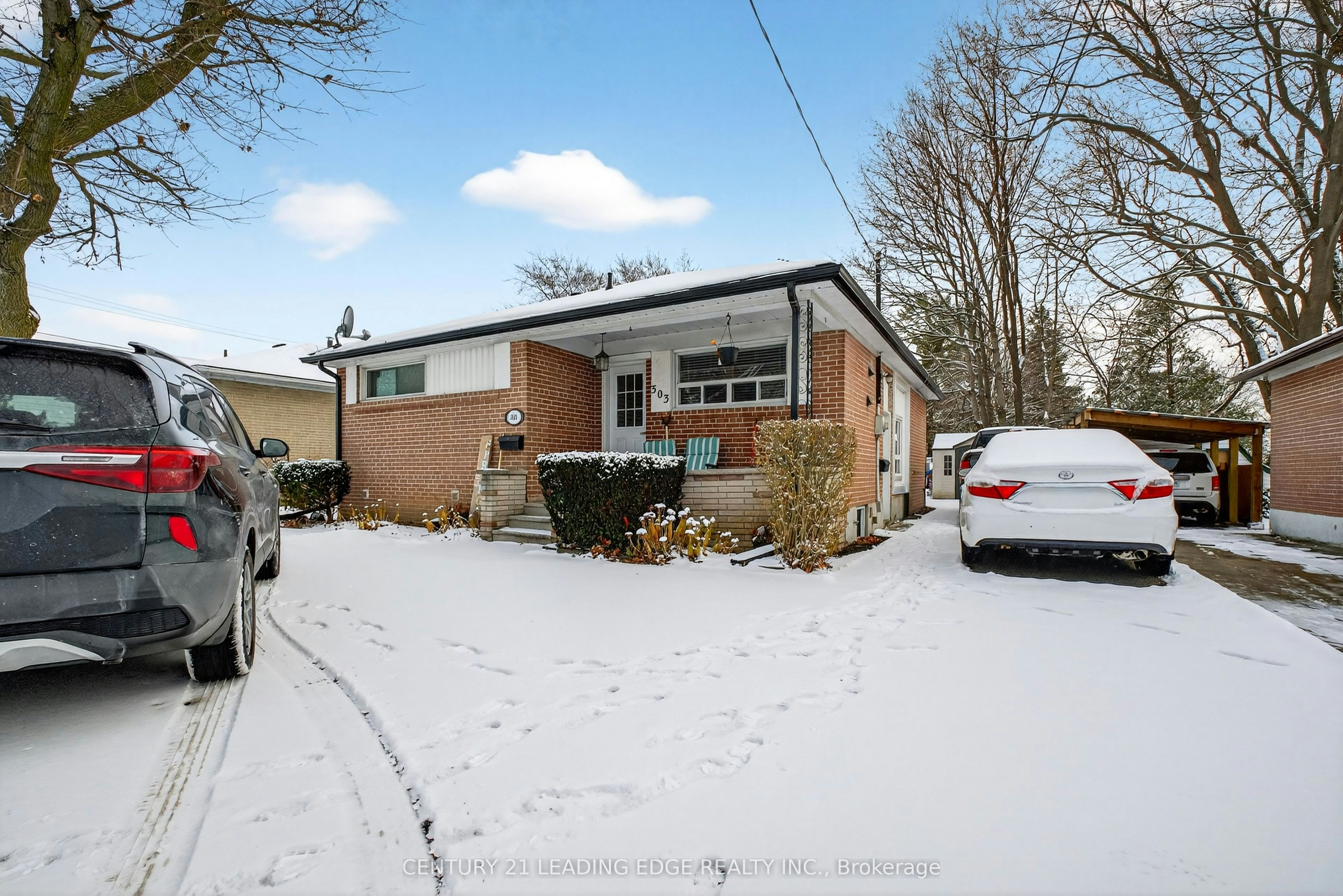 Basement-303 Rossland Road W, Whitby, ON, L1N 3H8