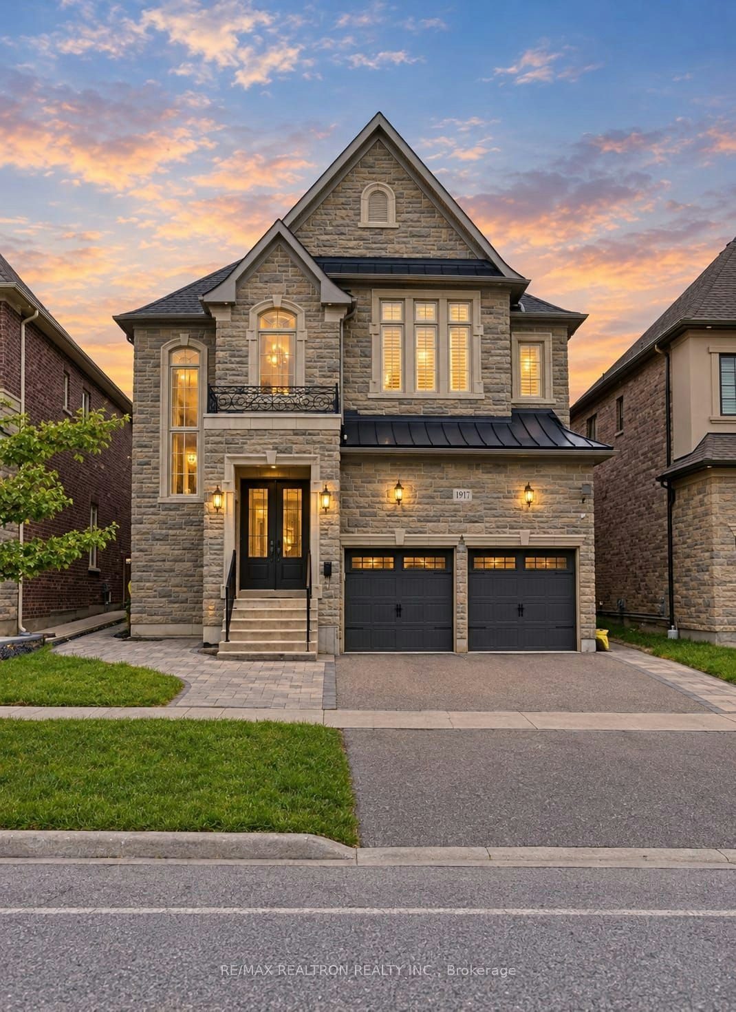1917 Fairport Road, Pickering, ON, L1V 1T5 - 2