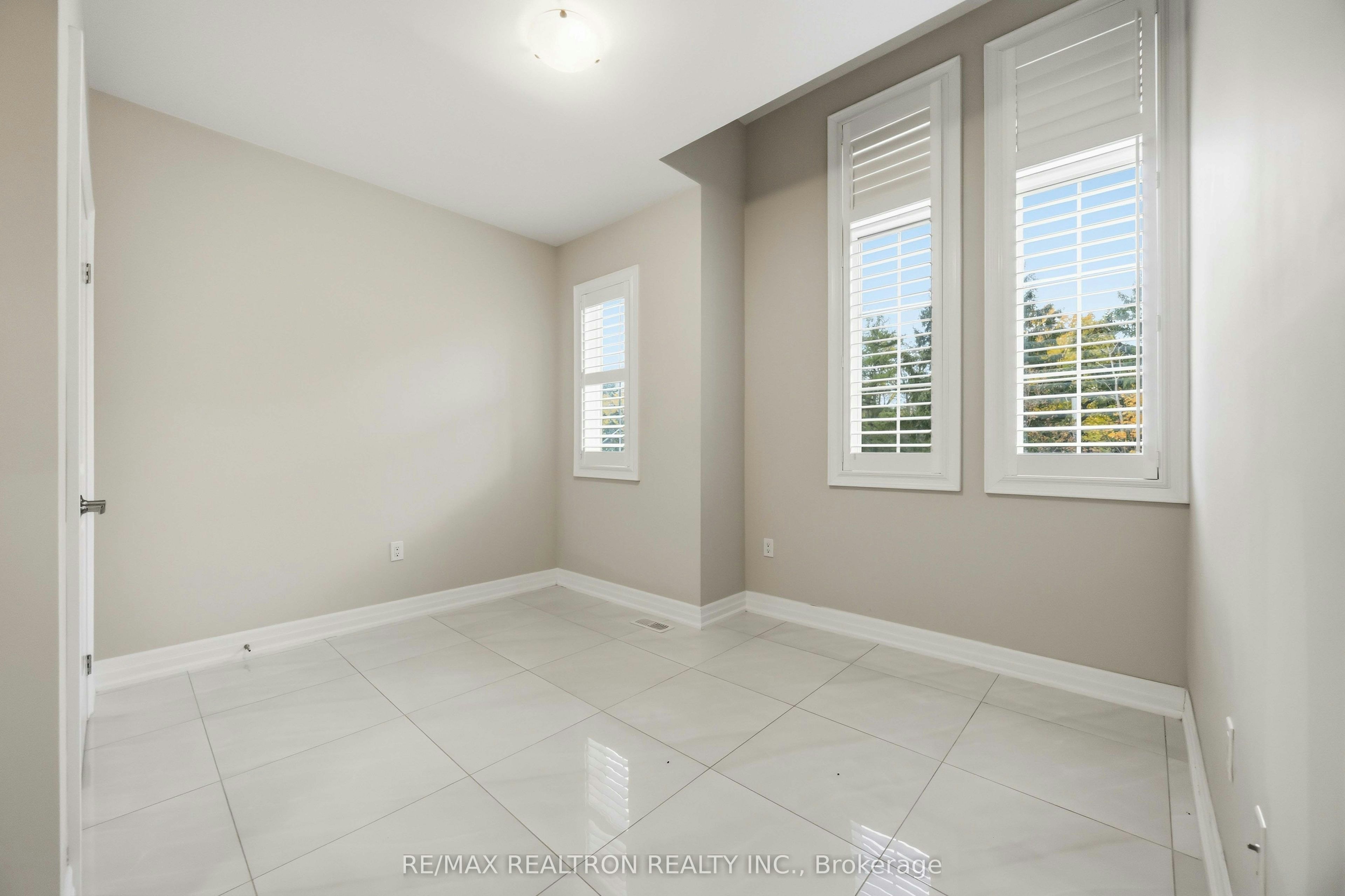 1917 Fairport Road, Pickering, ON, L1V 1T5 - 22