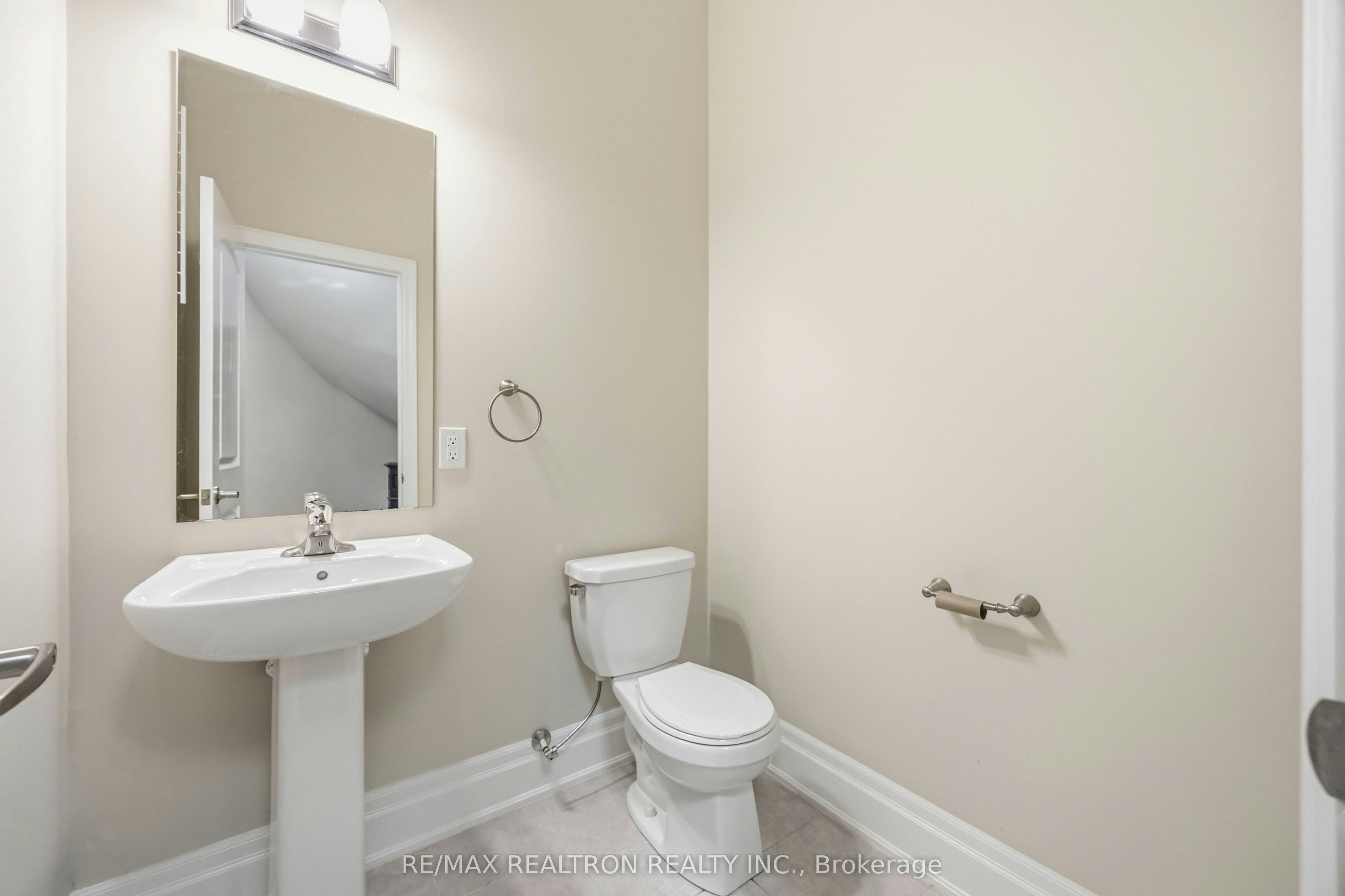 1917 Fairport Road, Pickering, ON, L1V 1T5 - 19