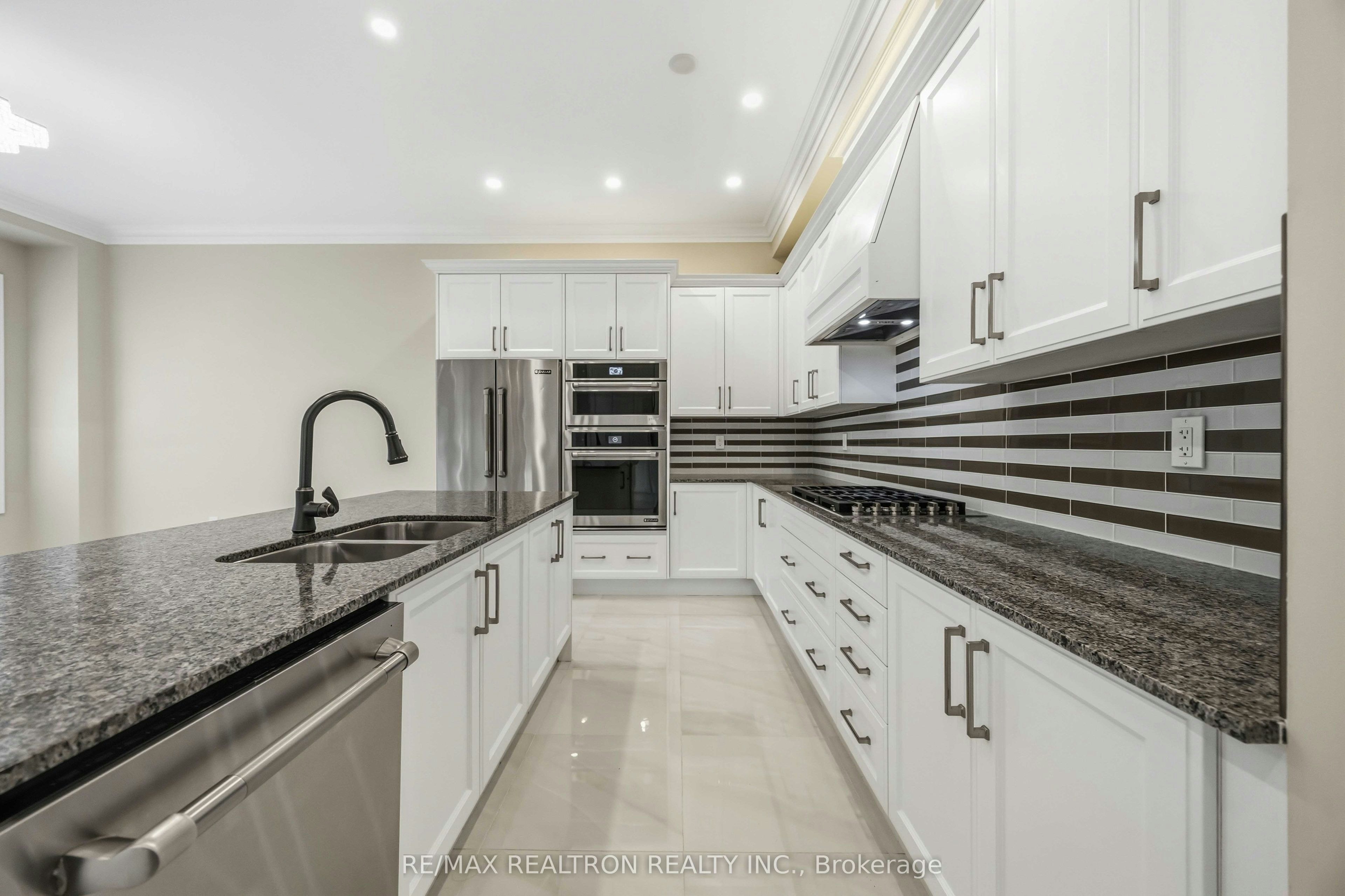 1917 Fairport Road, Pickering, ON, L1V 1T5 - 14