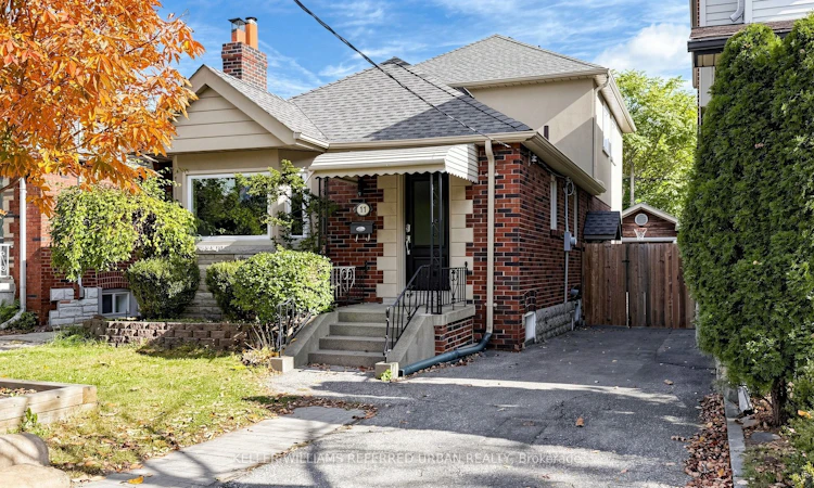 11 Crestland Avenue