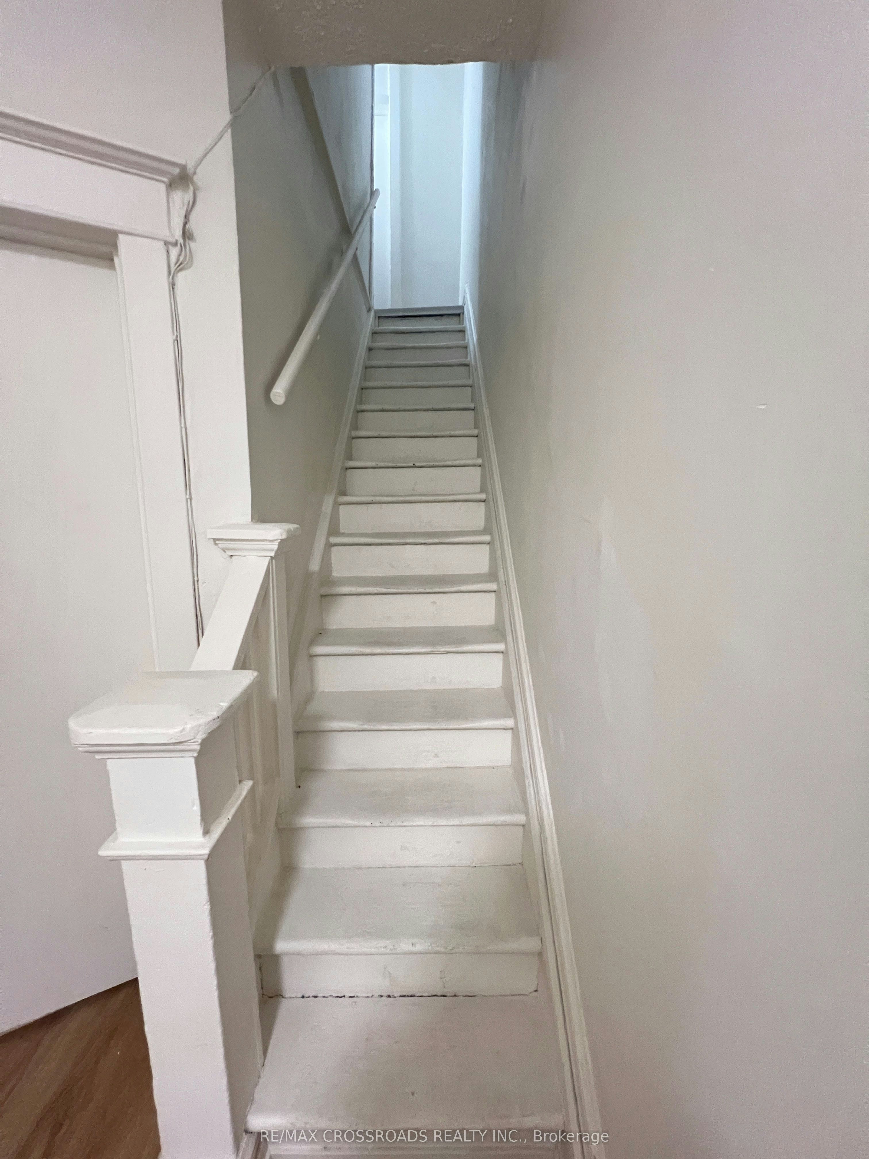 UNIT 2-82 Curzon Street, Toronto, ON, M4M 3B4 - 2