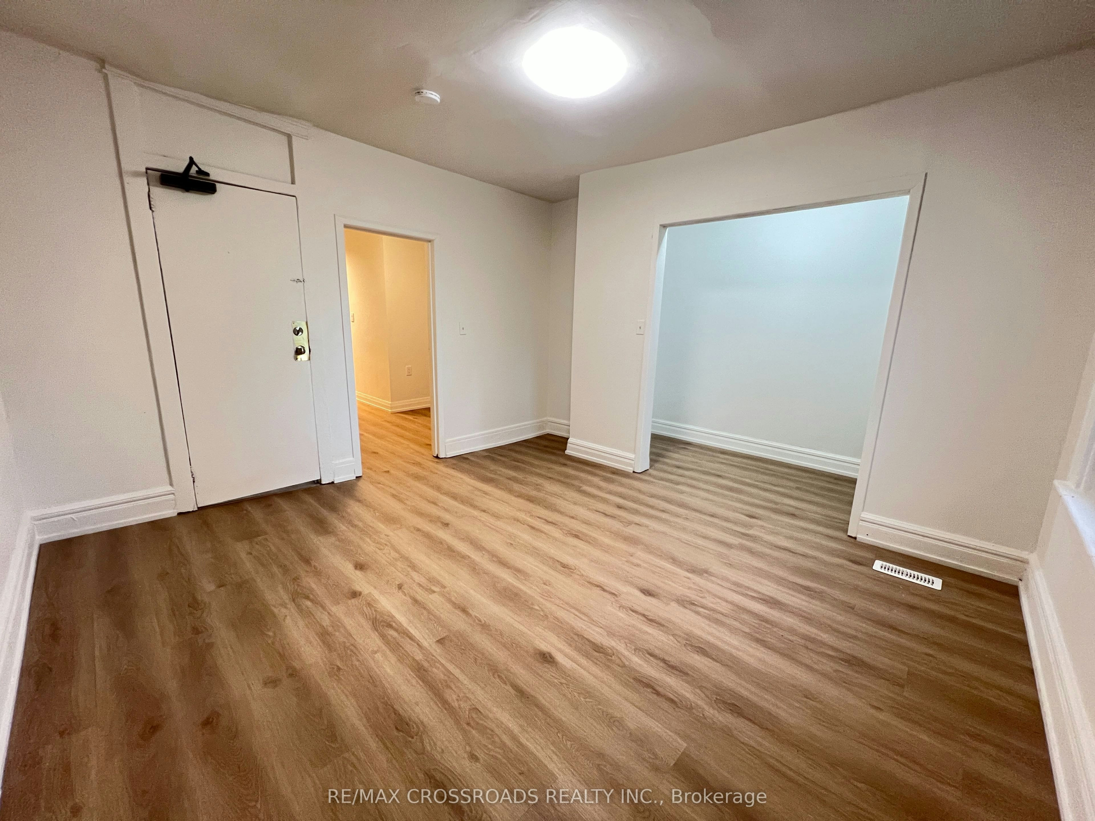UNIT 2-82 Curzon Street, Toronto, ON, M4M 3B4 - 4