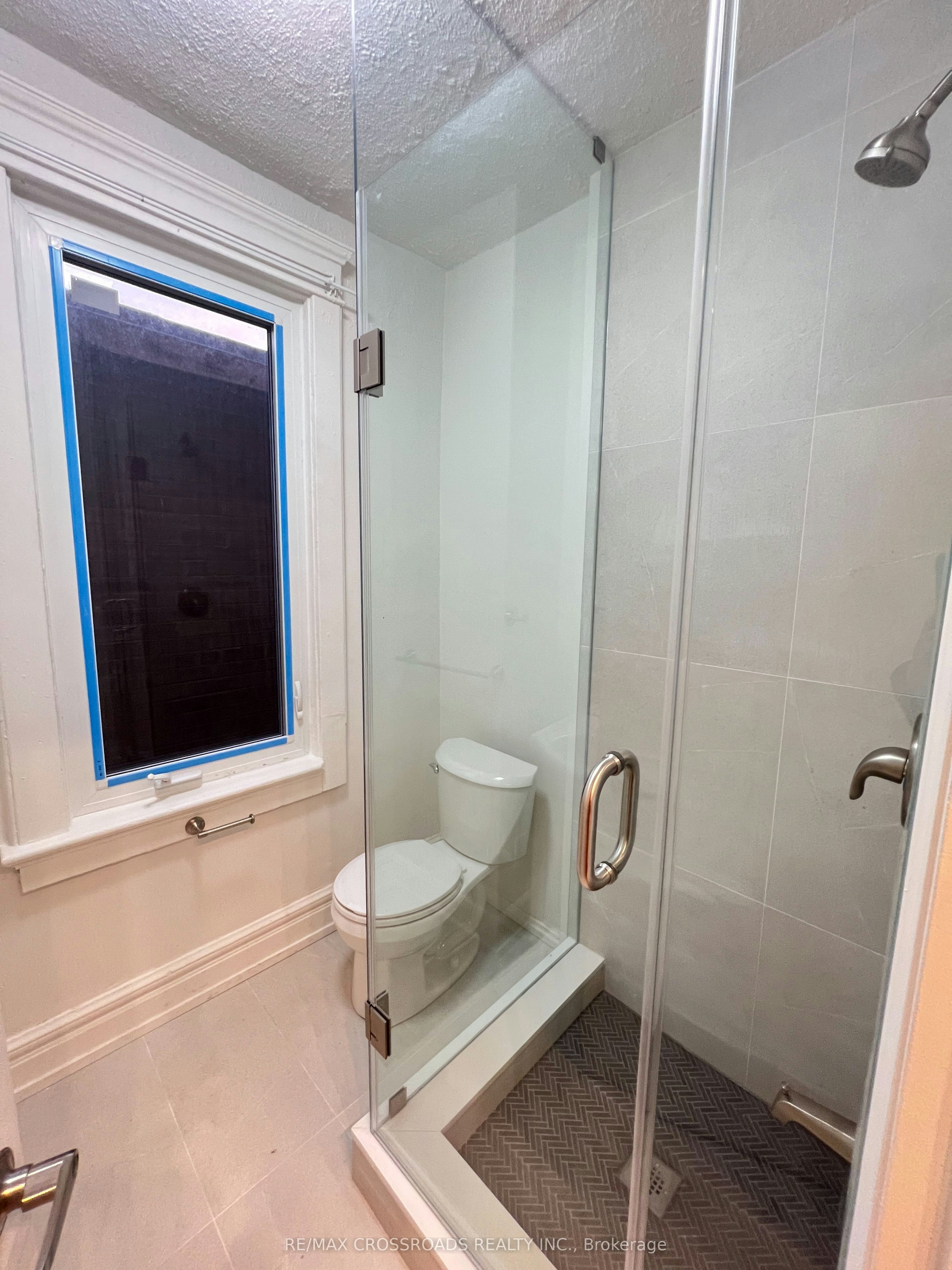 UNIT 2-82 Curzon Street, Toronto, ON, M4M 3B4 - 11