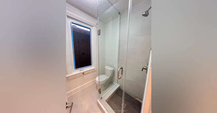 UNIT 2-82 Curzon Street, Toronto, ON, M4M 3B4 - 11
